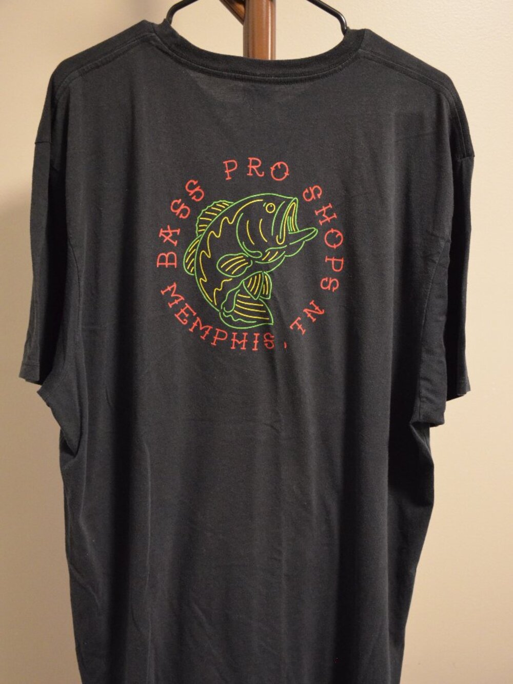 Men's Bass Pro Shops tshirt